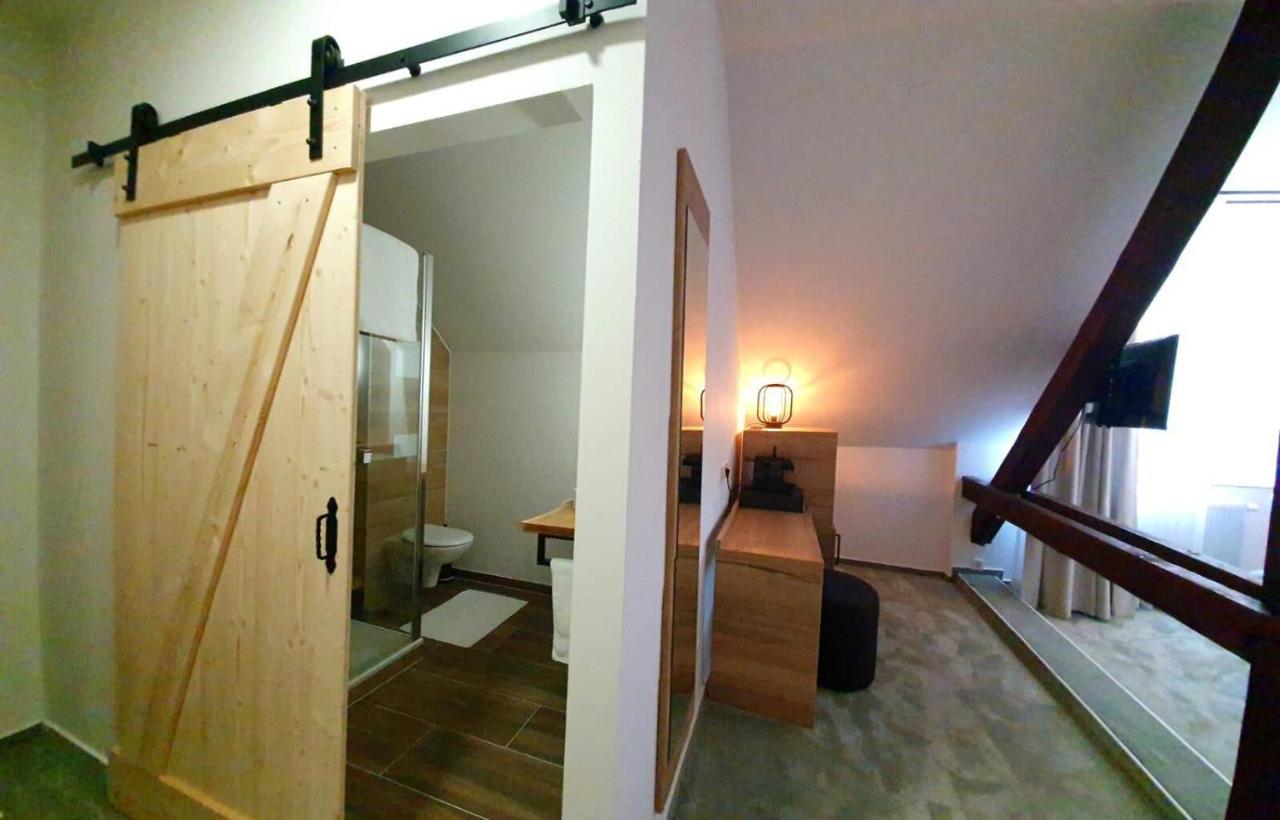 Hotel Le Filou Хилле Экстерьер фото
