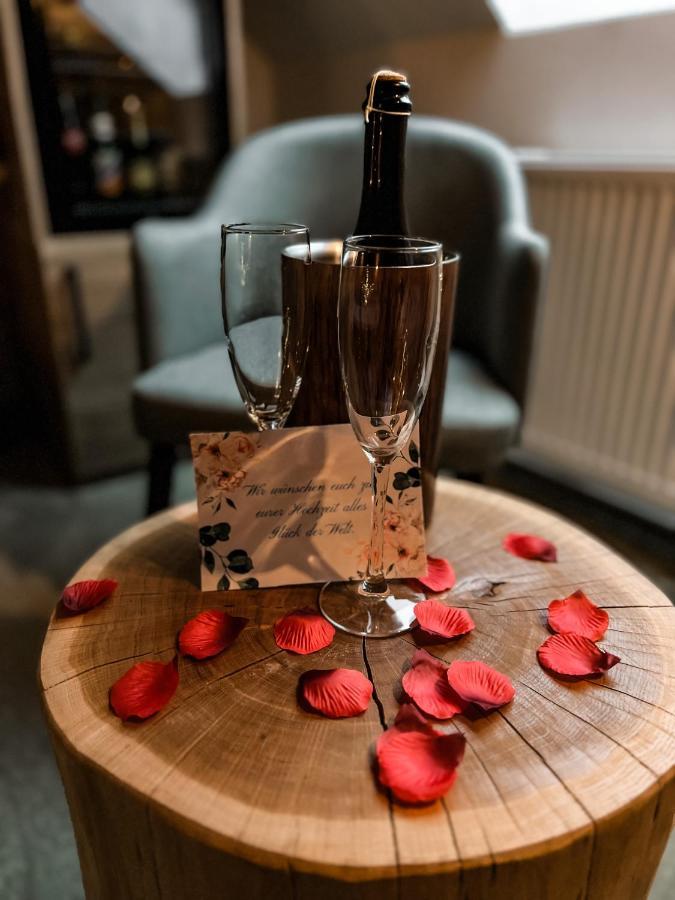Hotel Le Filou Хилле Экстерьер фото